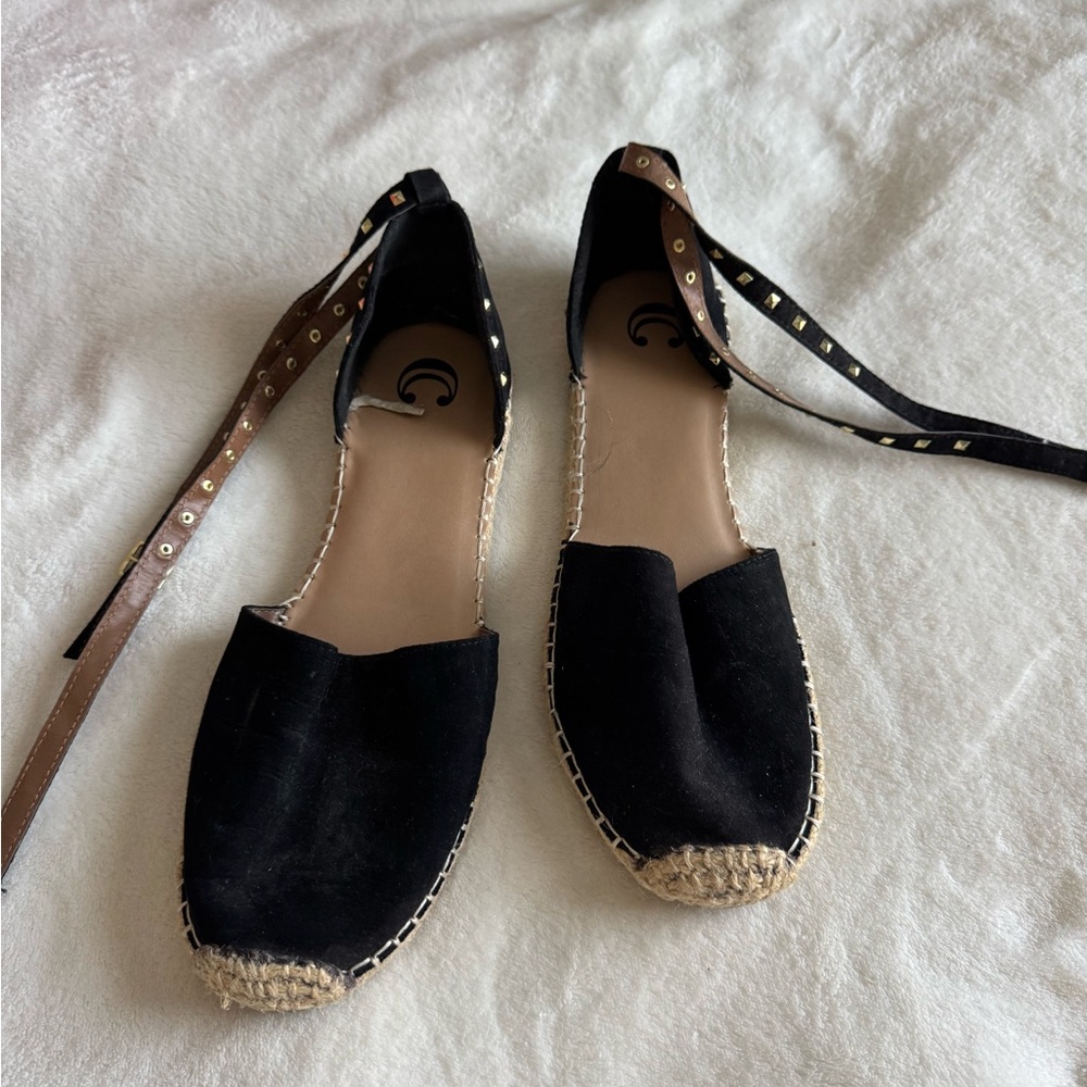 Charming Charlie Black and Tan Espadrille Flats